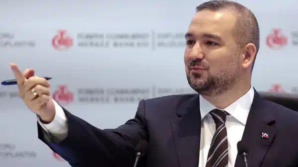 tcmb baskani karahandan enflasyon ve faiz aciklamasi bir sapma yasanmasi durumunda 8BsnedQA