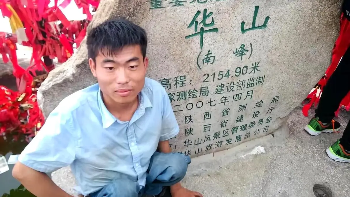 cinde okuma yazmayi 16 yasinda ogrenip doktor olan dilenci isFi1gIS.jpg