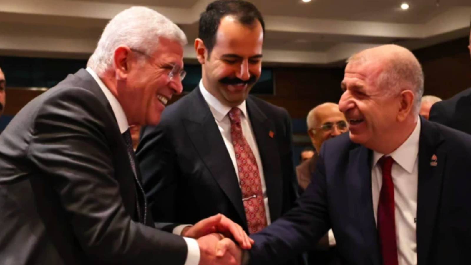 iyi parti zafer partisi ve anahtar parti yeni milliyetci blok mumkun mu ZQjLL8RK.jpg