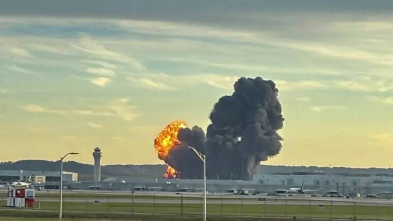 abdde 12 kisinin oldugu ucak faciasinda kara kutu bulundu 16 kisi h l kayip 7vLmz9JW.jpg