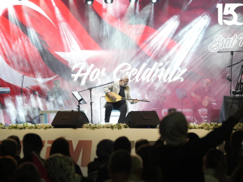 10 yil onceki heyecanla gaziantep meydanlara indi JTWTXgpZ
